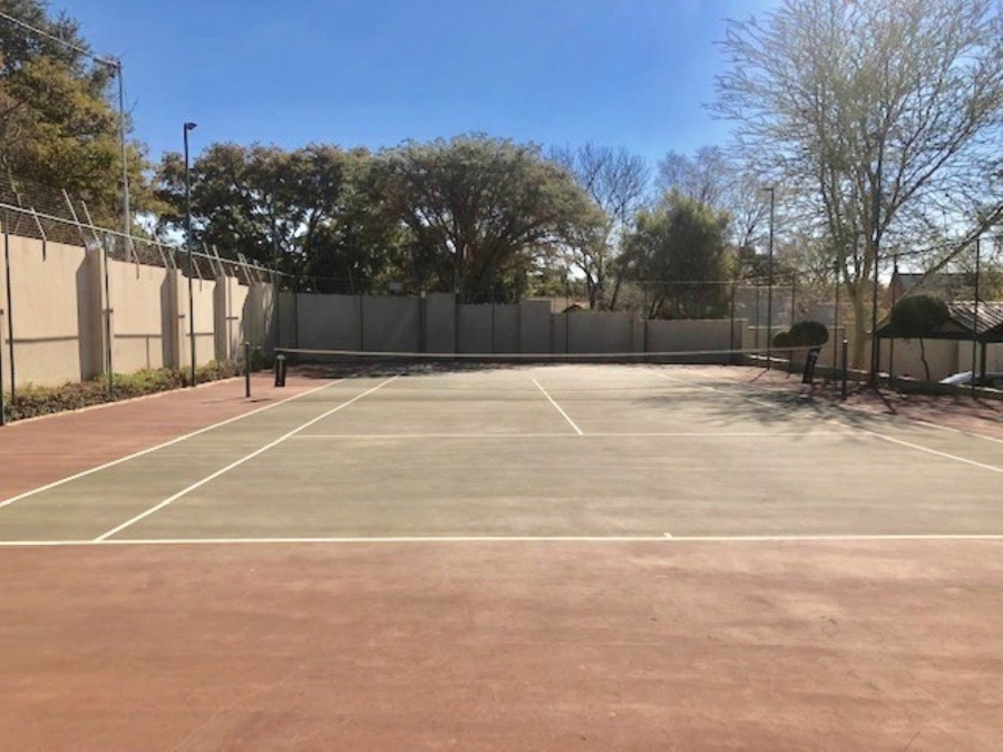 To Let 2 Bedroom Property for Rent in Fourways Gauteng