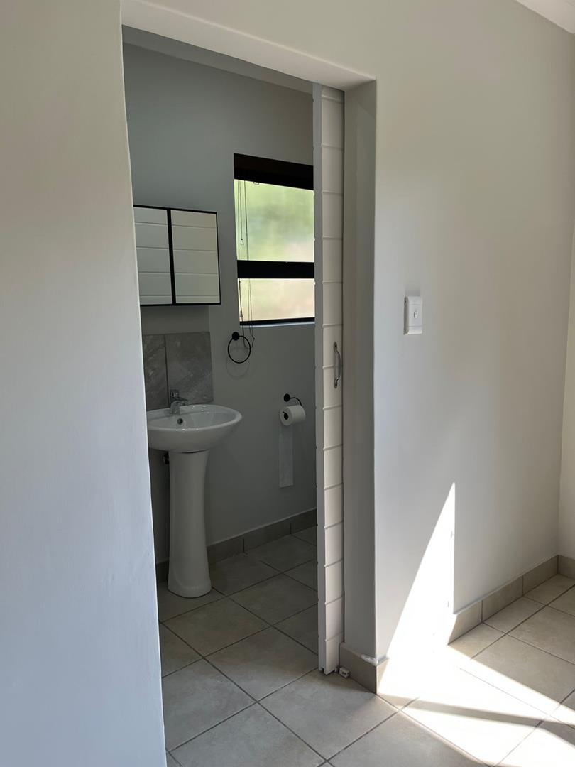 To Let 1 Bedroom Property for Rent in Die Hoewes Gauteng