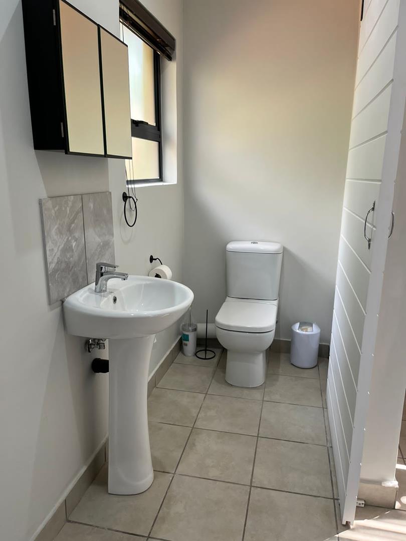 To Let 1 Bedroom Property for Rent in Die Hoewes Gauteng