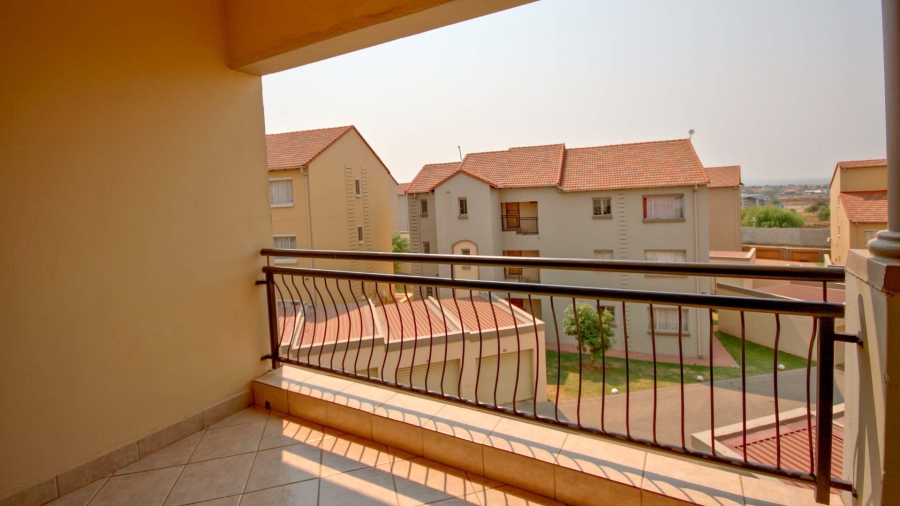 To Let 2 Bedroom Property for Rent in Hazeldean Gauteng