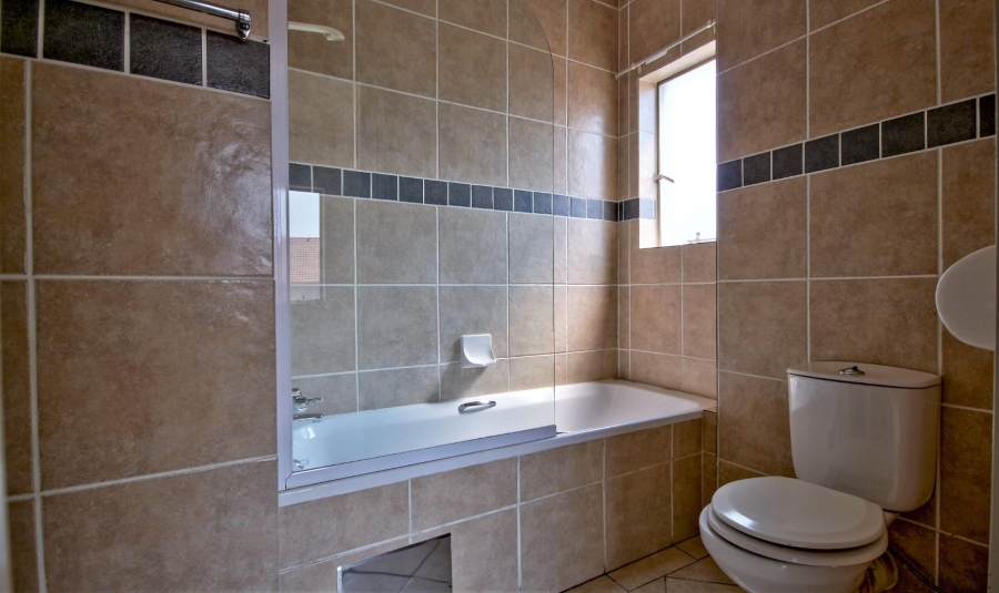 To Let 2 Bedroom Property for Rent in Hazeldean Gauteng
