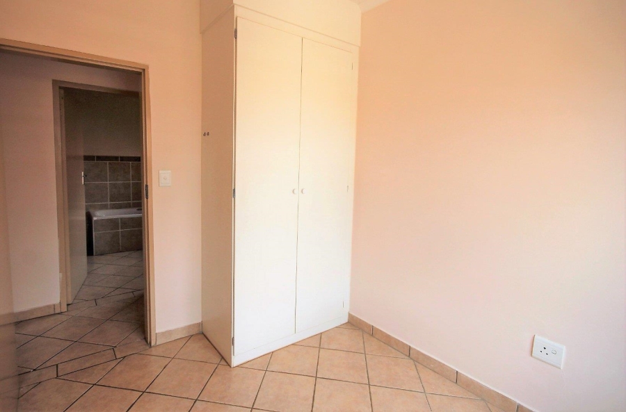 To Let 2 Bedroom Property for Rent in Hazeldean Gauteng