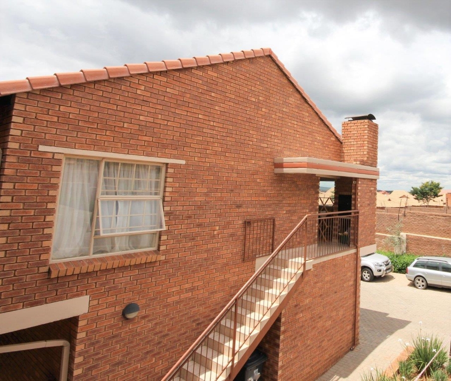 To Let 2 Bedroom Property for Rent in Hazeldean Gauteng