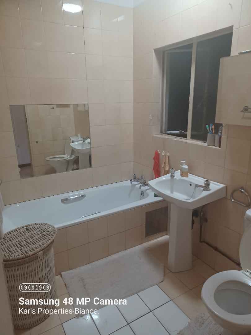 To Let 2 Bedroom Property for Rent in Annlin Gauteng