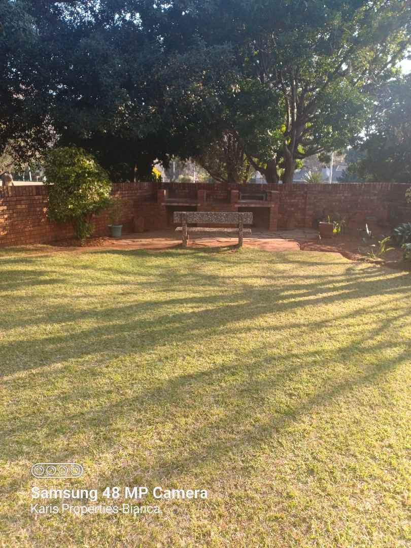 To Let 2 Bedroom Property for Rent in Annlin Gauteng