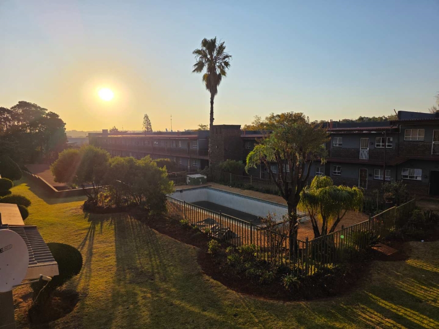 1 Bedroom Property for Sale in Horison Gauteng