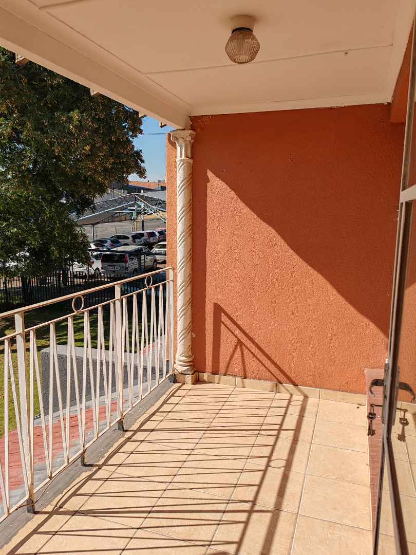 1 Bedroom Property for Sale in Horison Gauteng