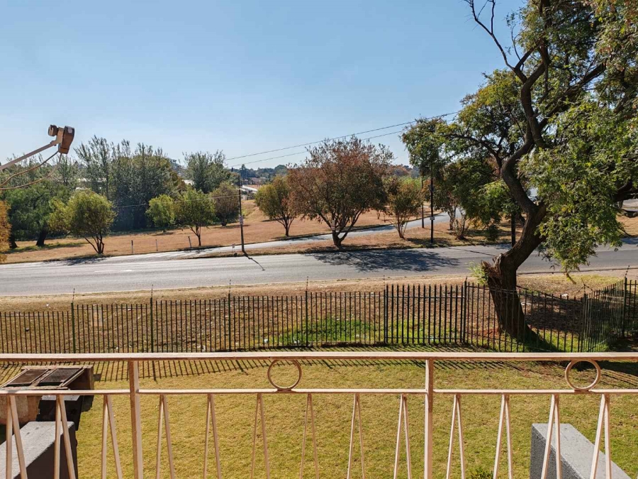 1 Bedroom Property for Sale in Horison Gauteng