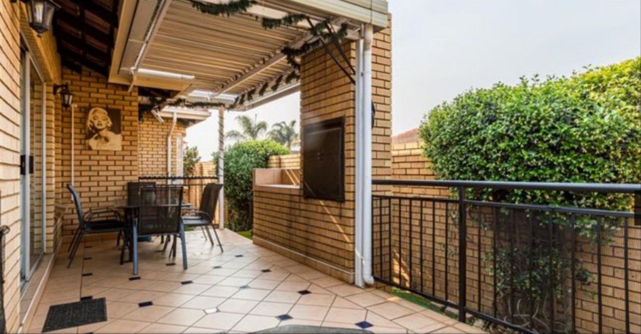 3 Bedroom Property for Sale in Equestria Gauteng