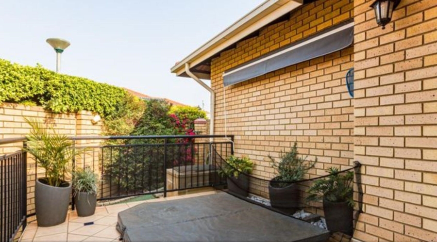 3 Bedroom Property for Sale in Equestria Gauteng