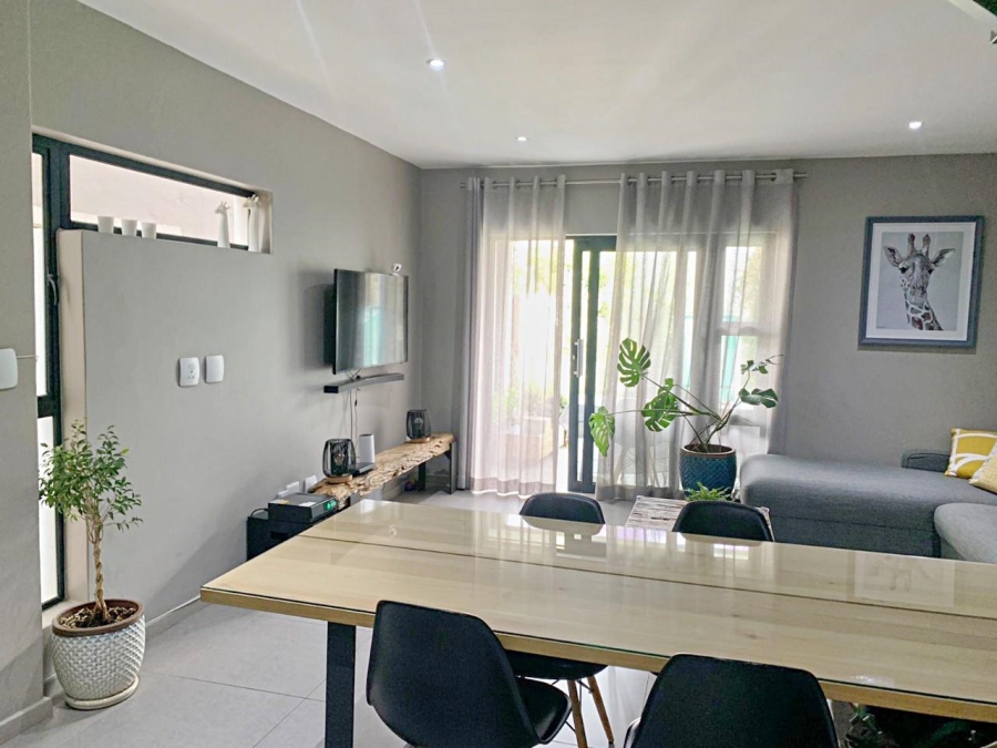 To Let 2 Bedroom Property for Rent in Rivonia Gauteng