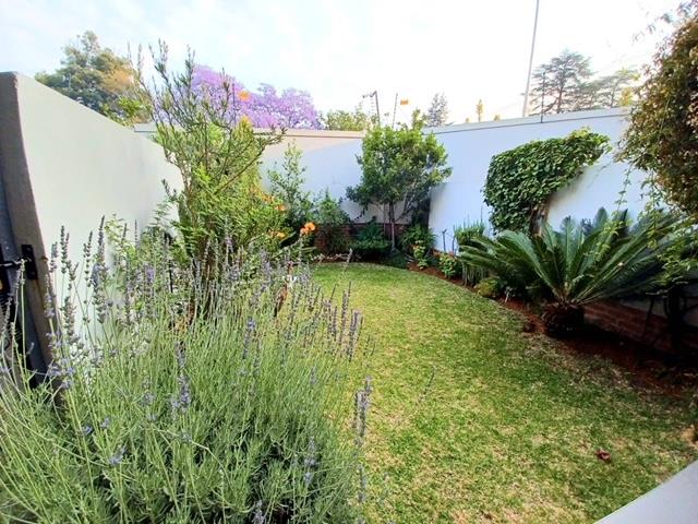 To Let 2 Bedroom Property for Rent in Rivonia Gauteng