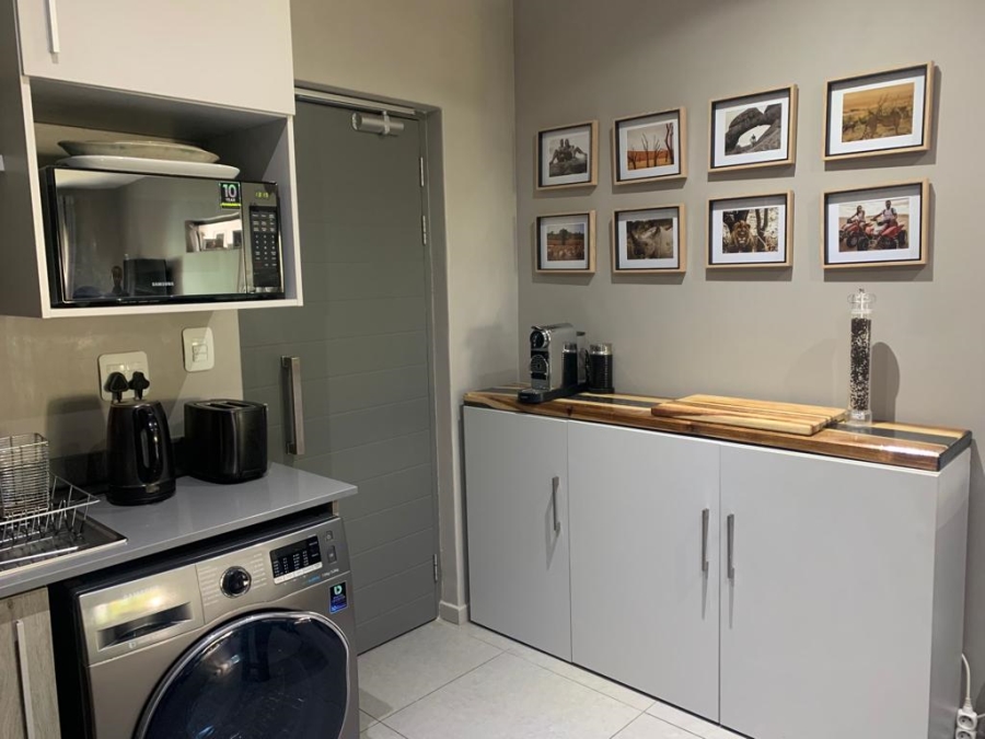 To Let 2 Bedroom Property for Rent in Rivonia Gauteng