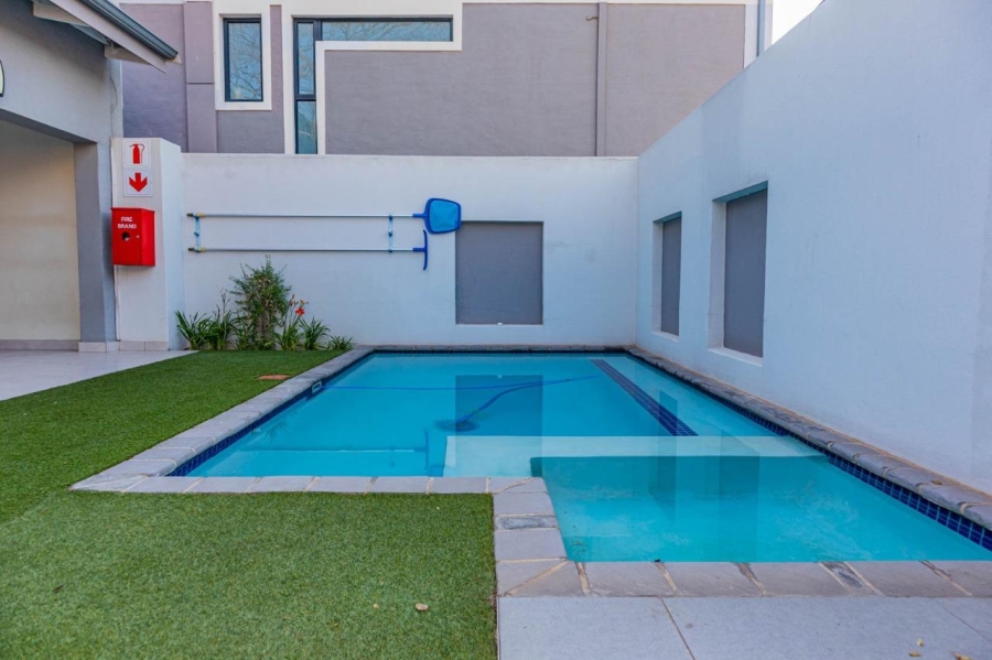 To Let 2 Bedroom Property for Rent in Rivonia Gauteng