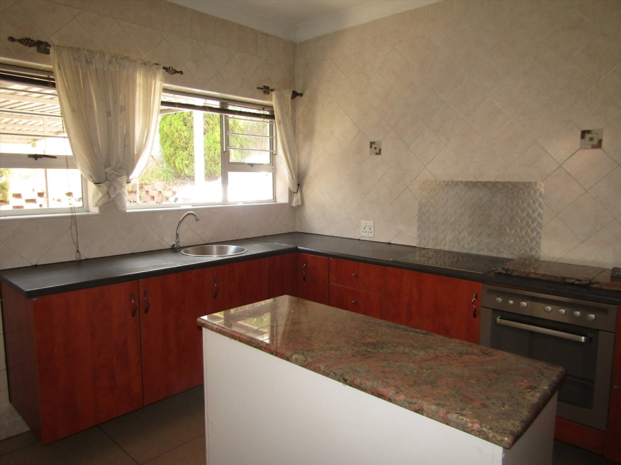 To Let 4 Bedroom Property for Rent in Glenhazel Gauteng