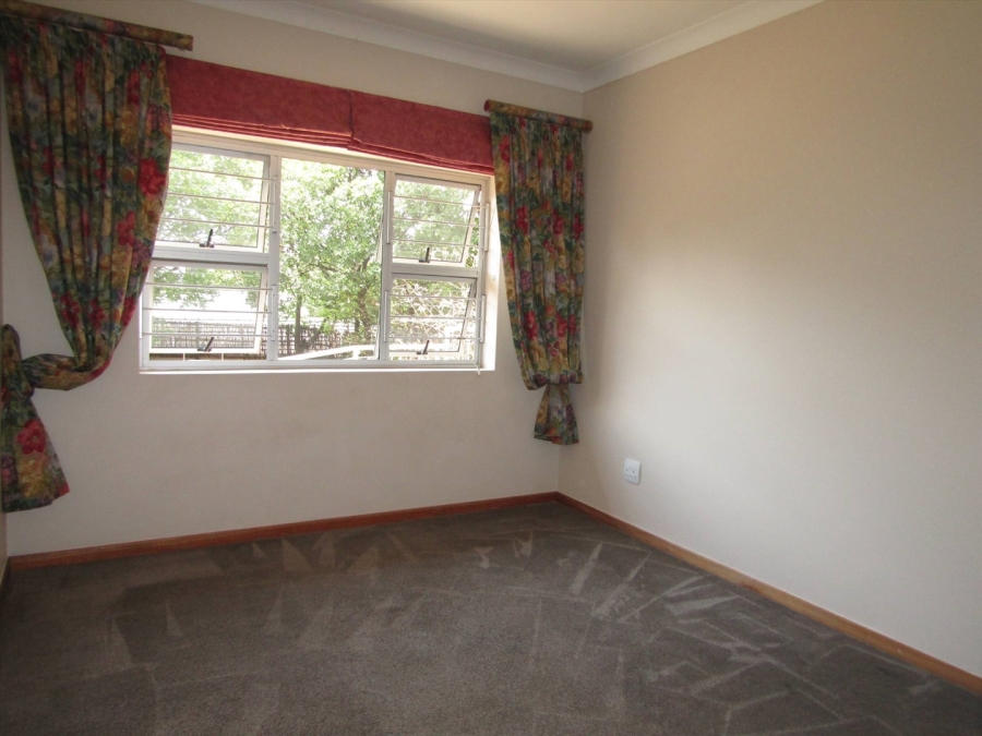 To Let 4 Bedroom Property for Rent in Glenhazel Gauteng