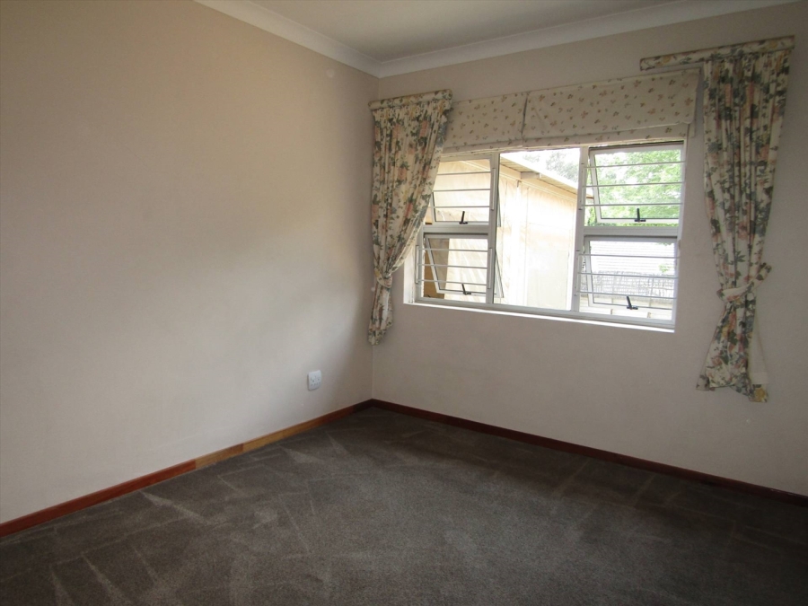 To Let 4 Bedroom Property for Rent in Glenhazel Gauteng