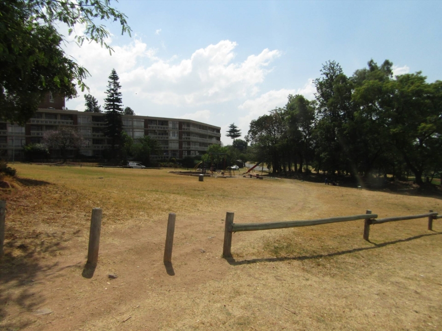 To Let 4 Bedroom Property for Rent in Glenhazel Gauteng