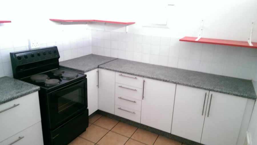 To Let 2 Bedroom Property for Rent in Melrose North Gauteng