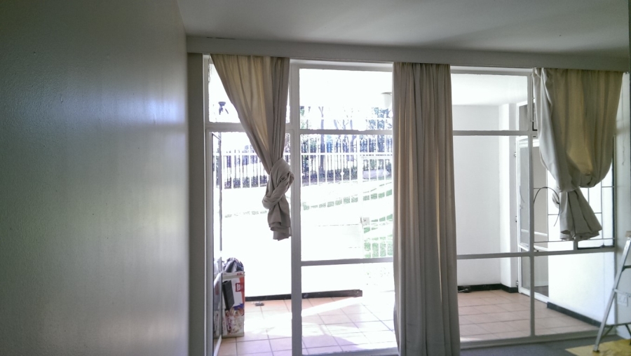 To Let 2 Bedroom Property for Rent in Melrose North Gauteng