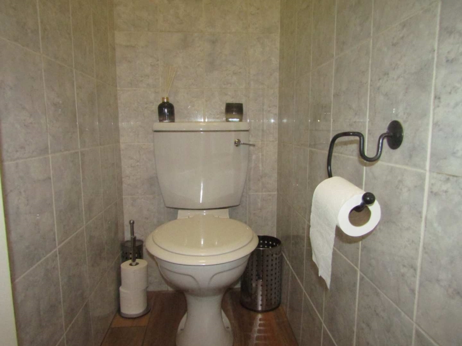 4 Bedroom Property for Sale in Glenhazel Gauteng