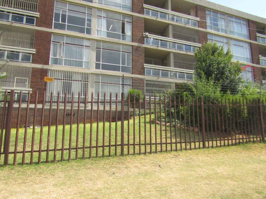 4 Bedroom Property for Sale in Glenhazel Gauteng