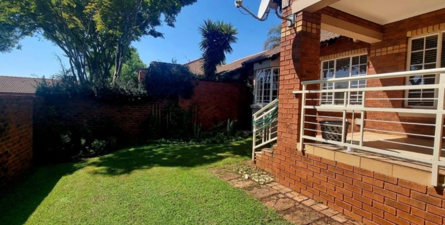 2 Bedroom Property for Sale in Equestria Gauteng