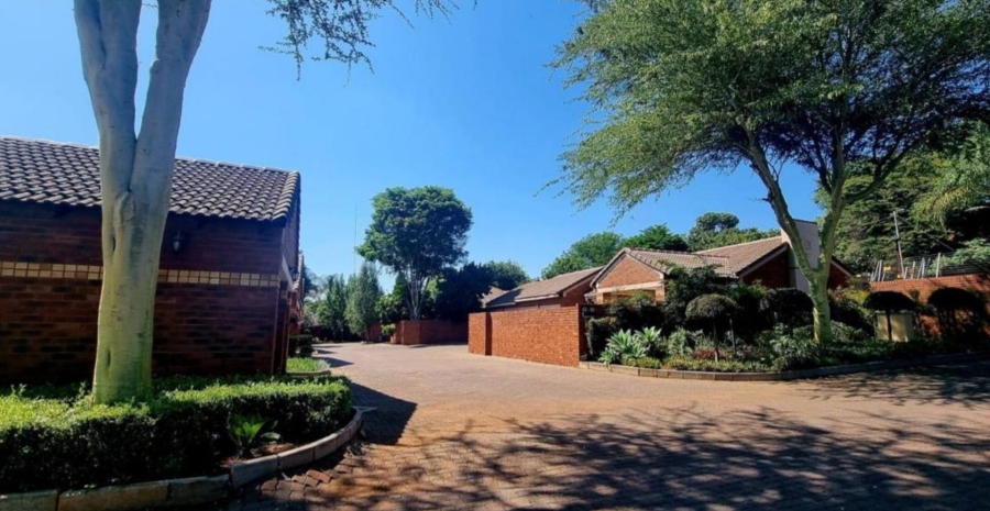 2 Bedroom Property for Sale in Equestria Gauteng