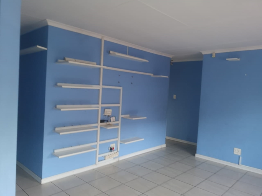 To Let 3 Bedroom Property for Rent in New Redruth Gauteng