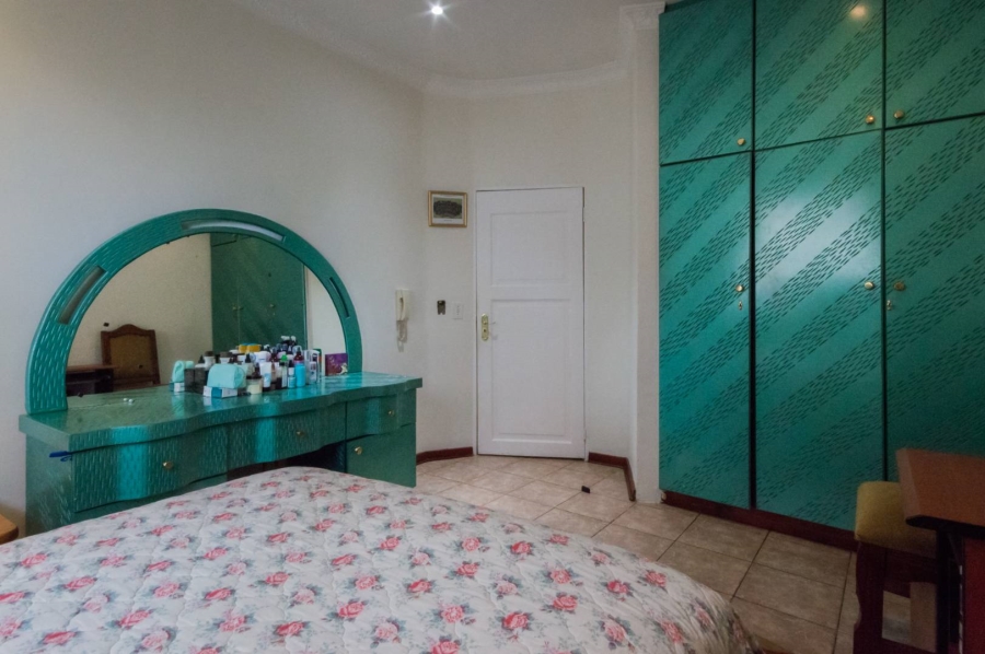4 Bedroom Property for Sale in Diepkloof Gauteng