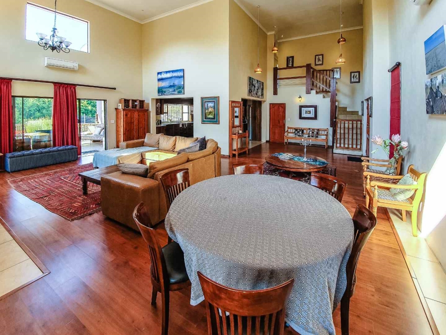 5 Bedroom Property for Sale in Hennops River Gauteng