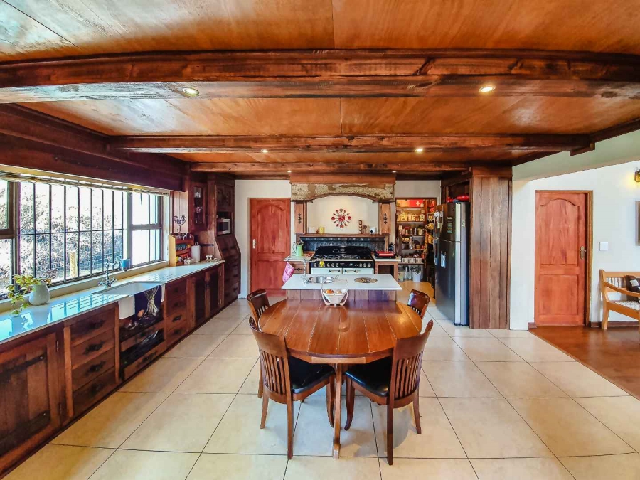 5 Bedroom Property for Sale in Hennops River Gauteng