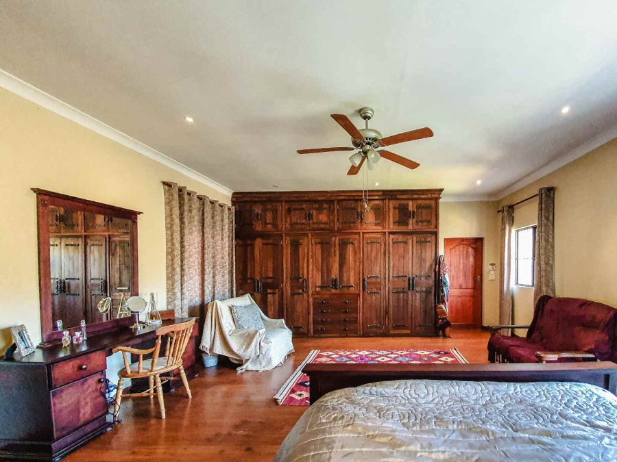 5 Bedroom Property for Sale in Hennops River Gauteng