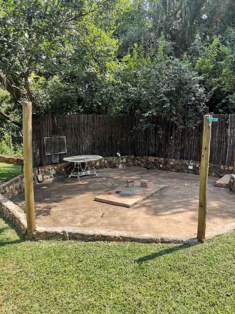 5 Bedroom Property for Sale in Hennops River Gauteng
