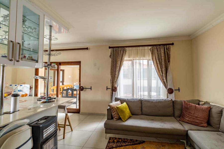 To Let 3 Bedroom Property for Rent in Willow Acres Gauteng