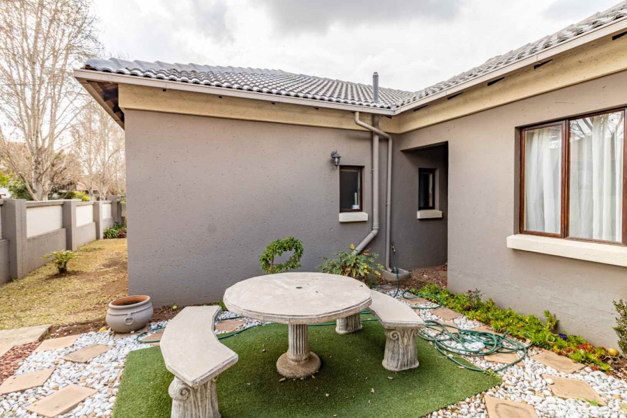 To Let 3 Bedroom Property for Rent in Willow Acres Gauteng