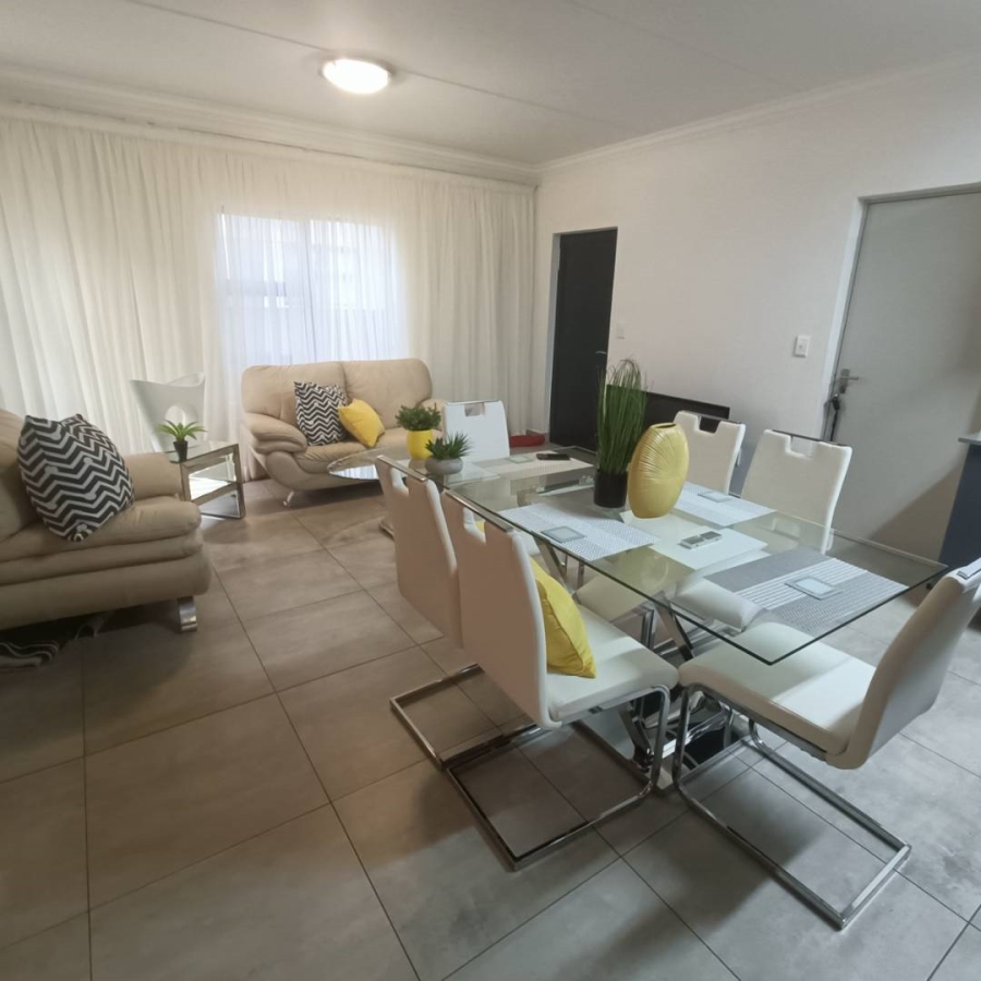 3 Bedroom Property for Sale in Thatchfield Estate Gauteng