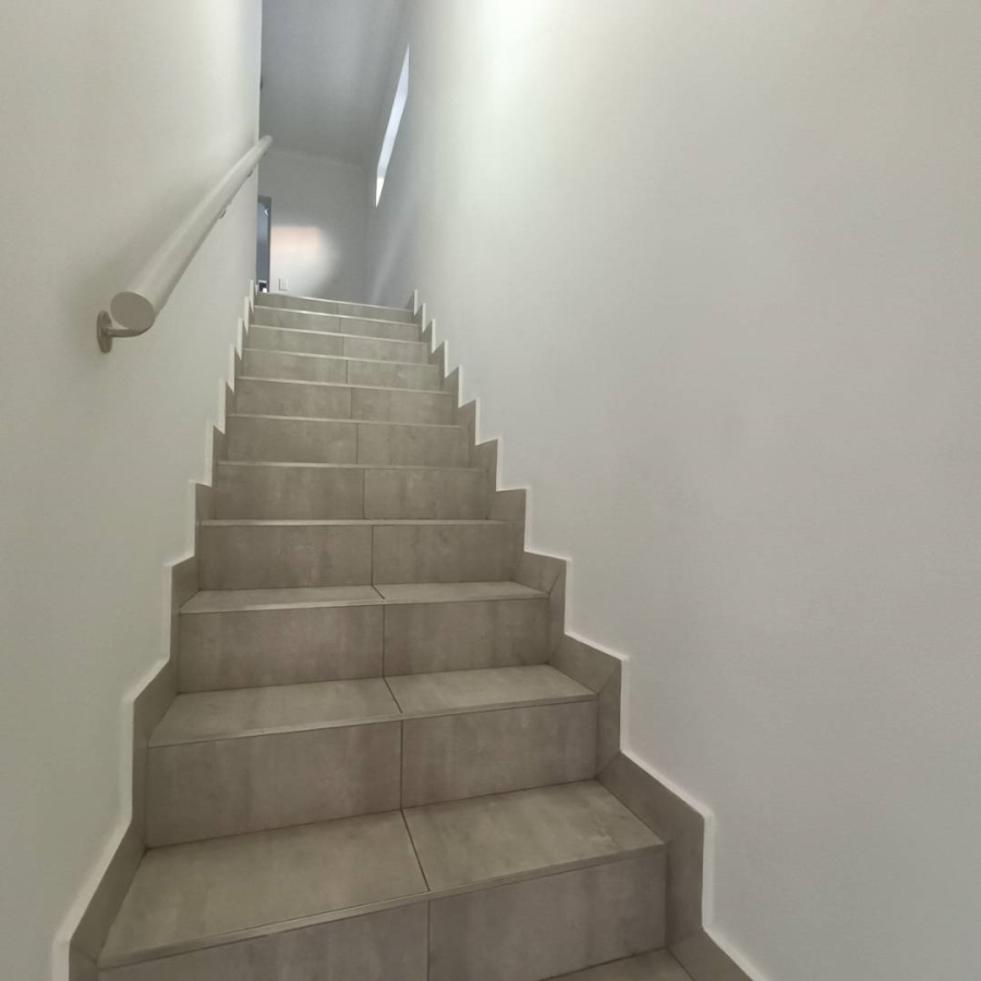 3 Bedroom Property for Sale in Thatchfield Estate Gauteng