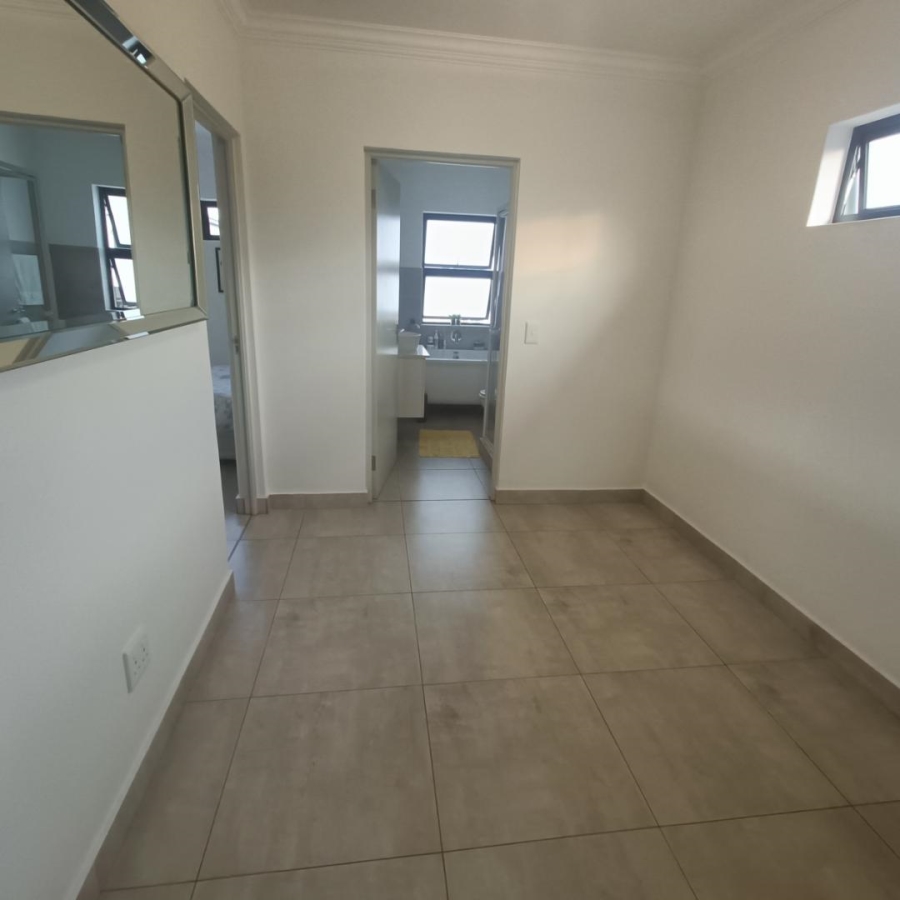 3 Bedroom Property for Sale in Thatchfield Estate Gauteng