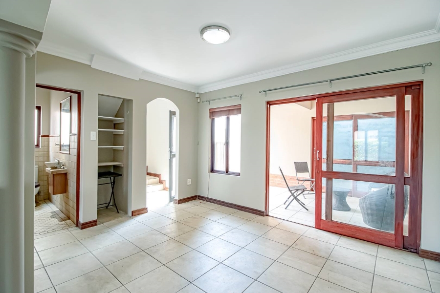 To Let 3 Bedroom Property for Rent in Faerie Glen Gauteng