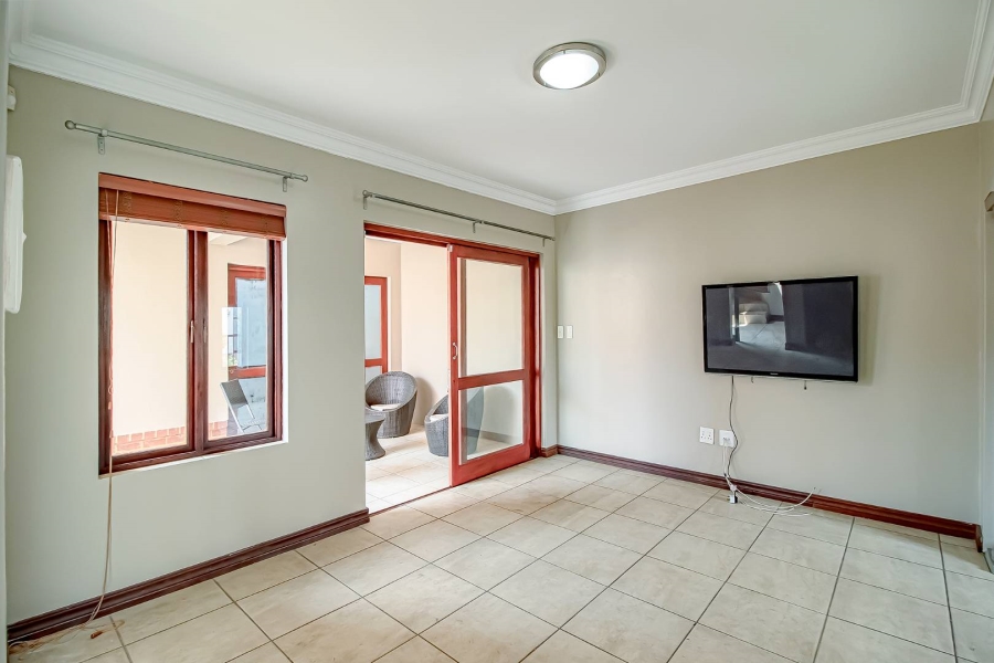 To Let 3 Bedroom Property for Rent in Faerie Glen Gauteng