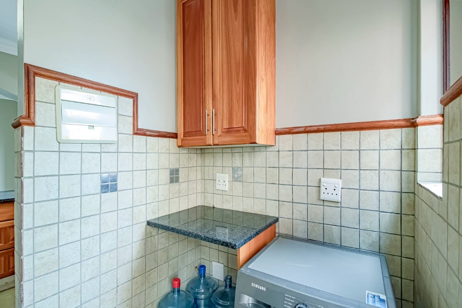 To Let 3 Bedroom Property for Rent in Faerie Glen Gauteng