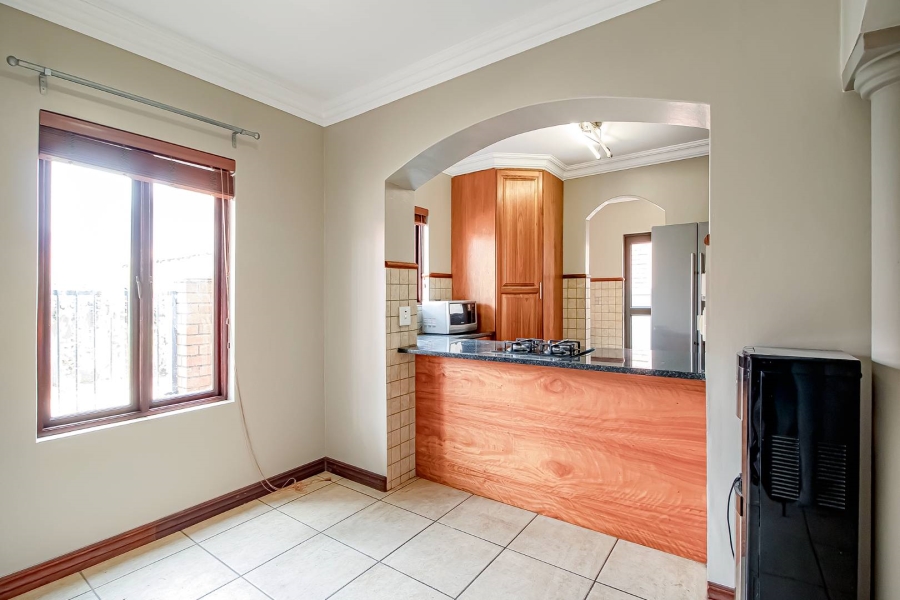 To Let 3 Bedroom Property for Rent in Faerie Glen Gauteng