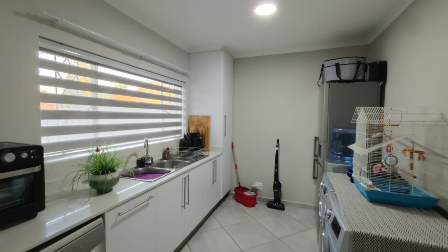 To Let 3 Bedroom Property for Rent in Garsfontein Ext 1 Gauteng