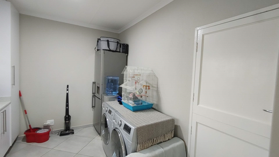 To Let 3 Bedroom Property for Rent in Garsfontein Ext 1 Gauteng
