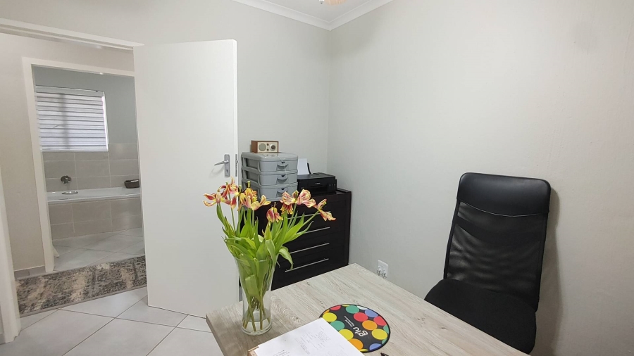 To Let 3 Bedroom Property for Rent in Garsfontein Ext 1 Gauteng