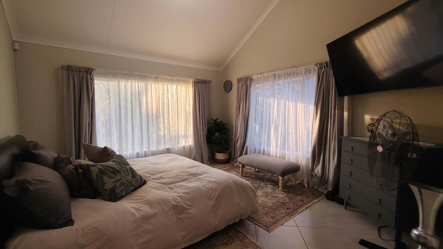 To Let 3 Bedroom Property for Rent in Garsfontein Ext 1 Gauteng