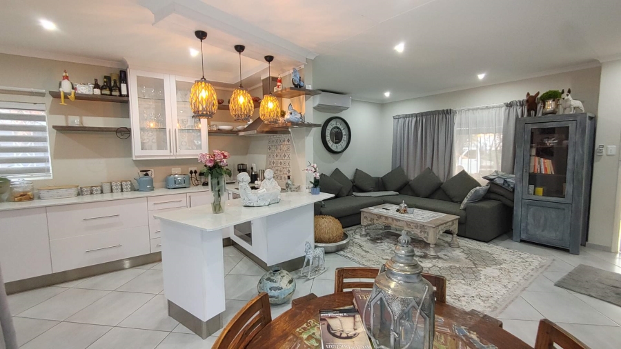 To Let 3 Bedroom Property for Rent in Garsfontein Ext 1 Gauteng