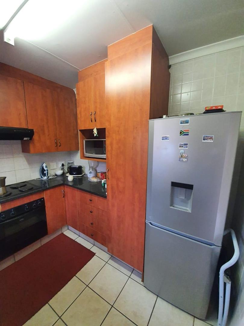 To Let 2 Bedroom Property for Rent in Annlin Gauteng