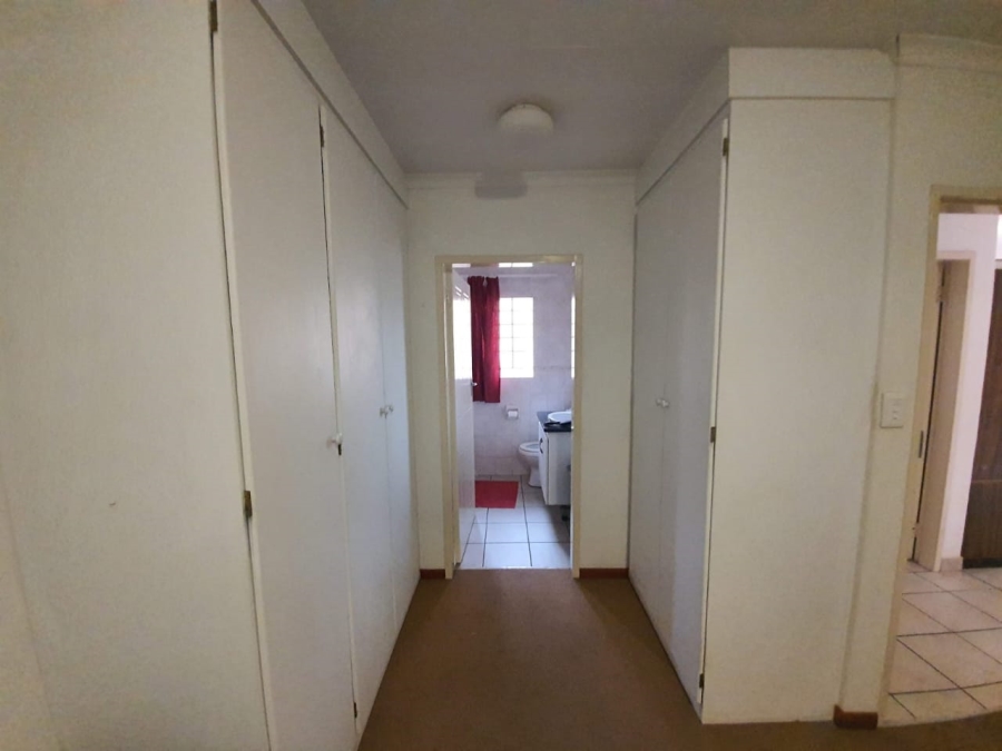 To Let 2 Bedroom Property for Rent in Annlin Gauteng